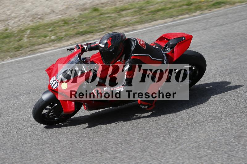 /09 19.04.2026  Caremotion get faster ADR/Gruppe gelb/69